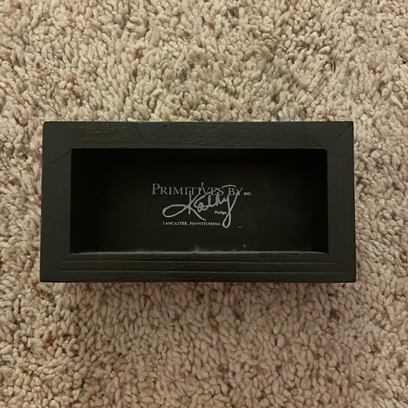 “All you need is love… and a dog” decorative wall hanging - Picture 3 of 3